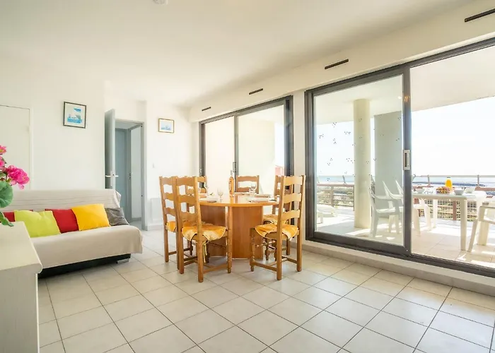 아파트 Le Sunset-cap Sud-7 By Interhome *